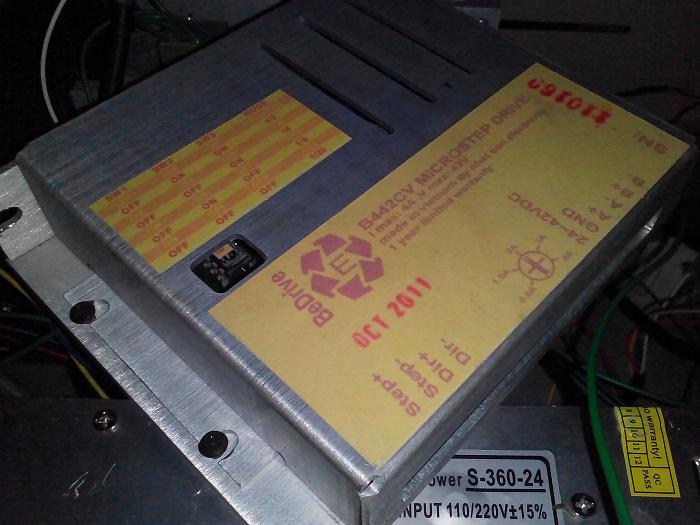 Click vào ảnh để xem ảnh lớn hơn. 

Name:	Drive B442.jpg 
Views:	191 
Size:	47.9 KB 
ID:	10537