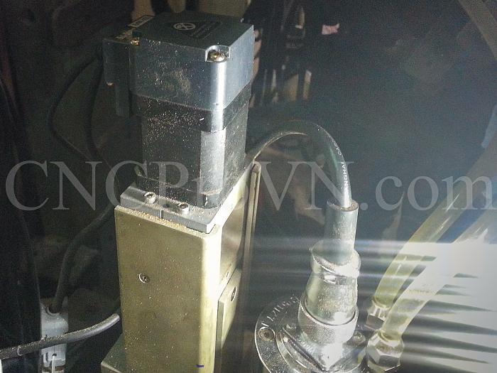 Click vào ảnh để xem ảnh lớn hơn. 

Name:	PCB micro mill - 20150827_121651.jpg 
Views:	3 
Size:	662.0 KB 
ID:	10853