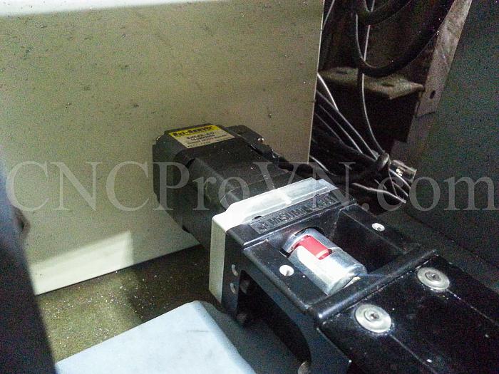 Click vào ảnh để xem ảnh lớn hơn. 

Name:	PCB micro mill - 20150827_130143.jpg 
Views:	2 
Size:	781.3 KB 
ID:	10856