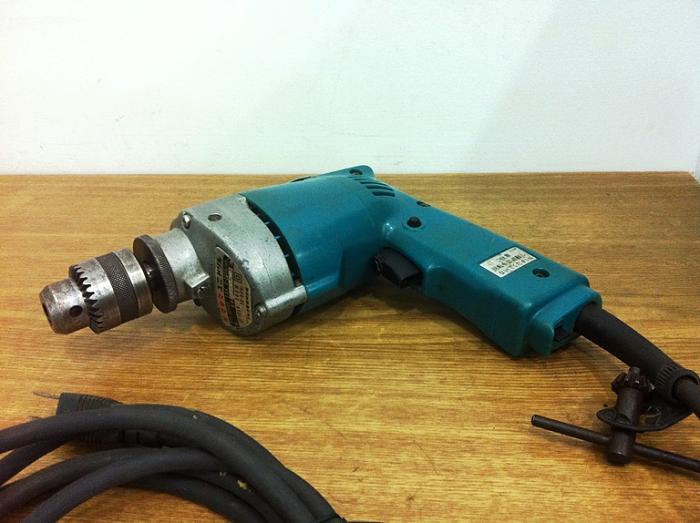 Click vào ảnh để xem ảnh lớn hơn. 

Name:	Makita%20drill1.JPG 
Views:	11 
Size:	143.8 KB 
ID:	11262