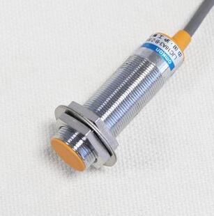 Click vào ảnh để xem ảnh lớn hơn. 

Name:	NPN-NC-dia-18mm-Detect-1-10mm-adjustable-3-wires-font-b-Capacitance-b-font-font.jpg 
Views:	356 
Size:	11.8 KB 
ID:	24688