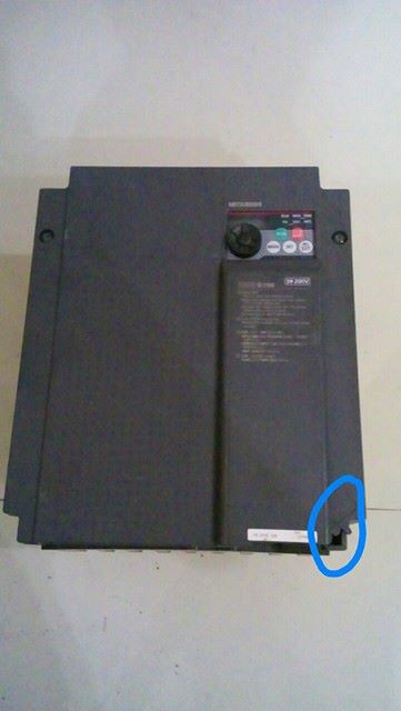 Click vào ảnh để xem ảnh lớn hơn. 

Name:	D700-20hp_2.jpg 
Views:	844 
Size:	23.7 KB 
ID:	30316