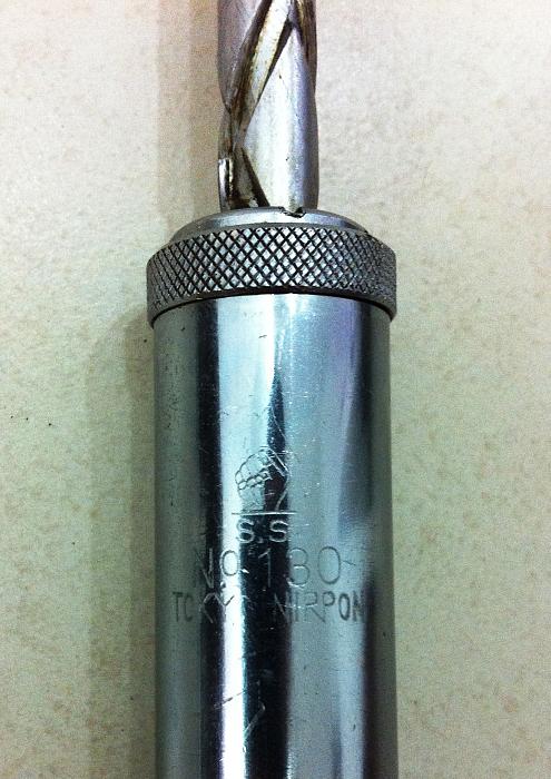 Click vào ảnh để xem ảnh lớn hơn. 

Name:	Tournevis2.JPG 
Views:	1 
Size:	1.31 MB 
ID:	3920