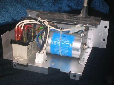 Click vào ảnh để xem ảnh lớn hơn. 

Name:	Power-input-omron-relay-big-tokin-noise-filter-220V.jpg 
Views:	131 
Size:	21.5 KB 
ID:	5897