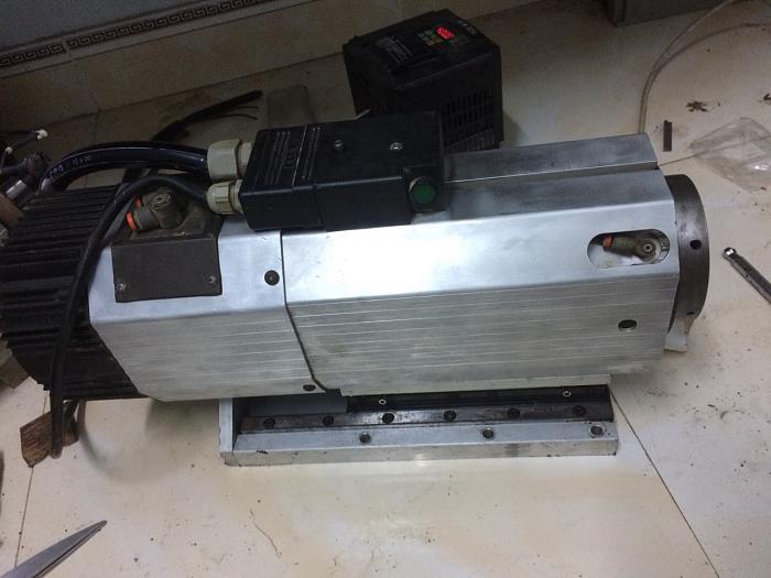 Click vào ảnh để xem ảnh lớn hơn. 

Name:	z1139741002447_fd80f14c887a55180706289505c15bbb.jpg 
Views:	0 
Size:	295.0 KB 
ID:	64838