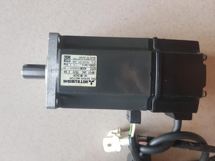 Click vào ảnh để xem ảnh lớn hơn. 

Name:	40-motor.jpg 
Views:	2 
Size:	296.4 KB 
ID:	77820
