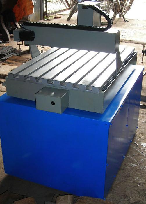 Click vào ảnh để xem ảnh lớn hơn. 

Name:	re-cnc-router-back.jpg 
Views:	9 
Size:	82.5 KB 
ID:	8232