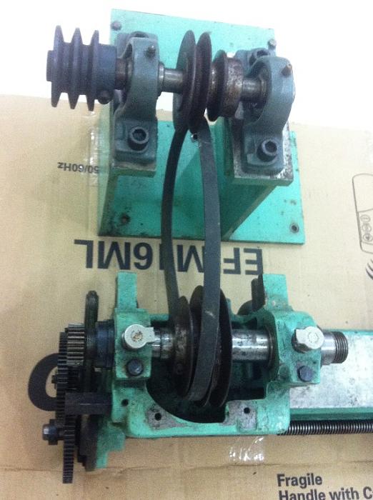 Click vào ảnh để xem ảnh lớn hơn. 

Name:	mini lathe2.jpg 
Views:	1 
Size:	165.2 KB 
ID:	9507