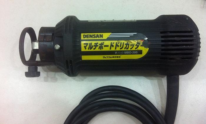 Click vào ảnh để xem ảnh lớn hơn. 

Name:	Densan router1.JPG 
Views:	6 
Size:	106.7 KB 
ID:	9602