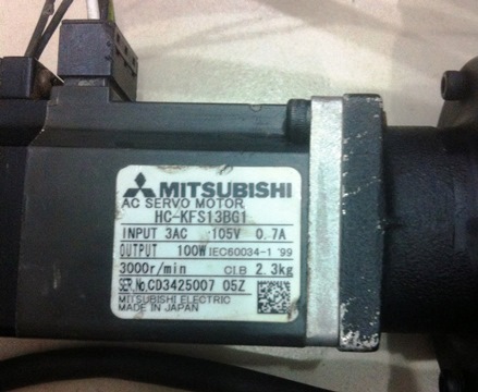 Click vào ảnh để xem ảnh lớn hơn. 

Name:	Mitsubishi Servo 100-1.jpg 
Views:	5338 
Size:	55.4 KB 
ID:	9454