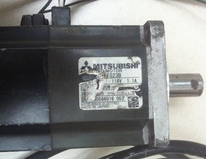 Click vào ảnh để xem ảnh lớn hơn. 

Name:	Mitsubishi Servo 200-1.jpg 
Views:	1 
Size:	175.7 KB 
ID:	9460